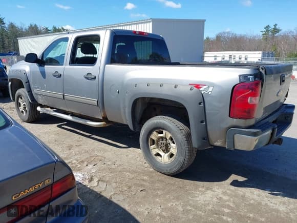 ✅ 2009 Chevrolet Silverado 2500HD LT • VIN: 1GCHK53K09F178122 • Лот: 42060486. Опубликован ранее на IAAI с пробегом 308 863 миль. Бесплатный доступ к архиву аукционных продаж из США и подробный отчёт об истории автомобиля на DreamBid. Изображение 3.
