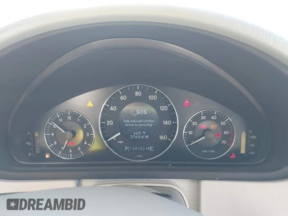 ✅ 2005 Mercedes-Benz CLK 320 • VIN: WDBTJ65J95F126746 • Lot: 43519319. Listed on IAAI with 134,182 mi. Free auction sales archive from the USA and detailed vehicle history report at DreamBid. Image 7.