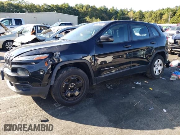 ✅ 2016 Jeep Cherokee Altitude • VIN: 1C4PJMAB1GW143081 • Lot: 84608985. Listed on Copart with 134,915 mi. Free auction sales archive from the USA and detailed vehicle history report at DreamBid. Image 1.