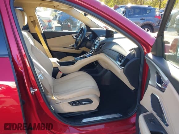 ✅ 2020 Acura RDX • VIN: 5J8TC2H39LL010867 • Lot: 43467763. Wystawiony na IAAI z przebiegiem 29 161 mil. Bezpłatny archiwum sprzedaży aukcyjnych z USA i szczegółowy raport historii pojazdu na DreamBid. Zdjęcie 5.