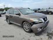 ✅ 2015 Nissan Pathfinder Platinum • VIN: 5N1AR2MN5FC717122 • Lot: 71411965. Wystawiony na Copart z przebiegiem 215 470 mil. Bezpłatny archiwum sprzedaży aukcyjnych z USA i szczegółowy raport historii pojazdu na DreamBid. Zdjęcie 4.