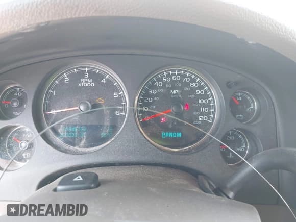 ✅ 2009 GMC Yukon SLT 4SB • VIN: 1GKFC33049R158367 • Lot: 42312248. Listed on IAAI with 220,033 mi. Free auction sales archive from the USA and detailed vehicle history report at DreamBid. Image 7.