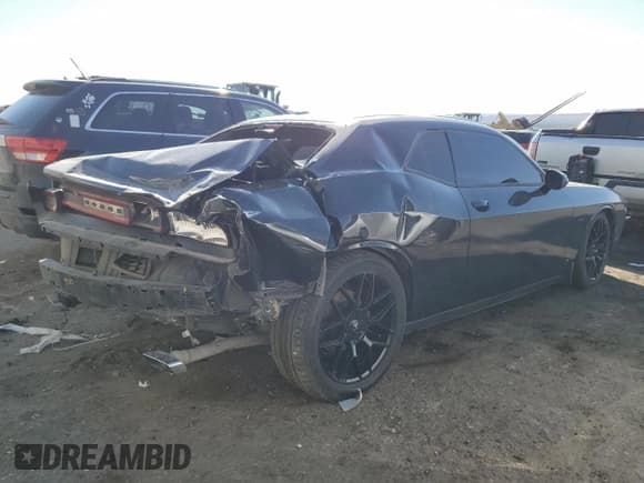 ✅ 2013 Dodge Challenger R/T Plus • VIN: 2C3CDYBT8DH653530 • Lot: 72998854. Wystawiony na Copart z przebiegiem 119 331 mil. Bezpłatny archiwum sprzedaży aukcyjnych z USA i szczegółowy raport historii pojazdu na DreamBid. Zdjęcie 3.