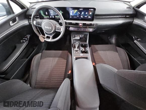 ✅ 2025 Kia K5 LXS • VIN: KNAG24J75S5345216 • Lot: 92125615. Listed on Copart with 14,207 mi. Free auction sales archive from the USA and detailed vehicle history report at DreamBid. Image 8.