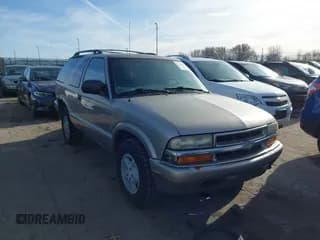 ✅ 1999 Chevrolet Blazer LS • VIN: 1GNCT18W0XK221929 • Lot: 43759372. Listed on IAAI with 153,750 mi. Free auction sales archive from the USA and detailed vehicle history report at DreamBid. Image 1.