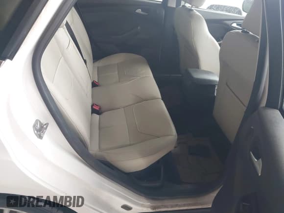 ✅ 2015 Ford Focus Titanium • VIN: 1FADP3J27FL230825 • Lot: 43760266. Listed on IAAI with 75,574 mi. Free auction sales archive from the USA and detailed vehicle history report at DreamBid. Image 8.