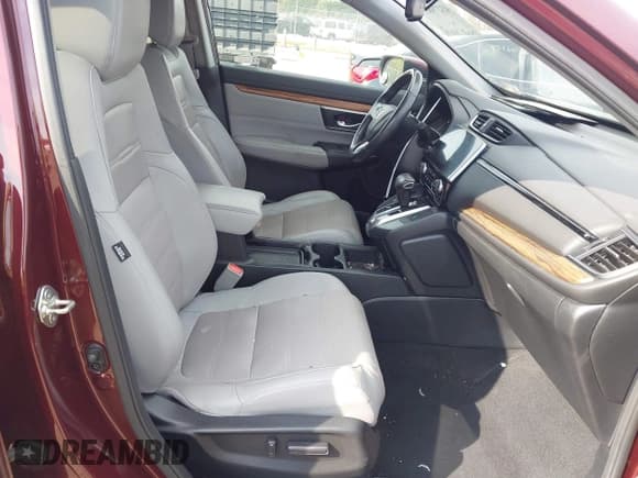 ✅ 2019 Honda CR-V EX-L • VIN: 7FARW2H81KE015076 • Lot: 43279885. Listed on IAAI with 136,663 mi. Free auction sales archive from the USA and detailed vehicle history report at DreamBid. Image 5.