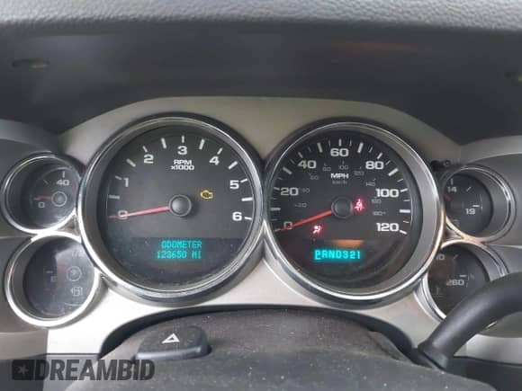 2007 Chevrolet Silverado 1500 1LT with VIN 1GCEC19J67Z614751, listed as a IAAI auction lot 43422513 with 123,650 mi miles and . Bid and sale history available at DreamBid. Image 7.