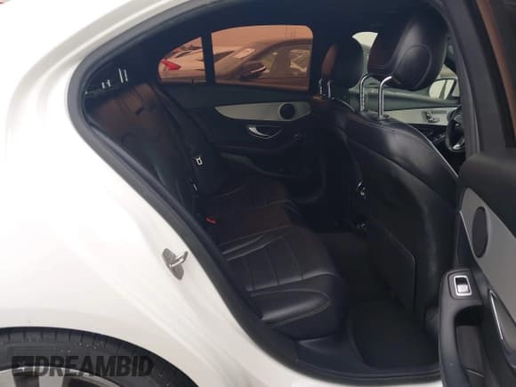 ✅ 2018 Mercedes-Benz C 300 • VIN: 55SWF4JB1JU249795 • Lot: 43681677. Listed on IAAI with 93,207 mi. Free auction sales archive from the USA and detailed vehicle history report at DreamBid. Image 8.