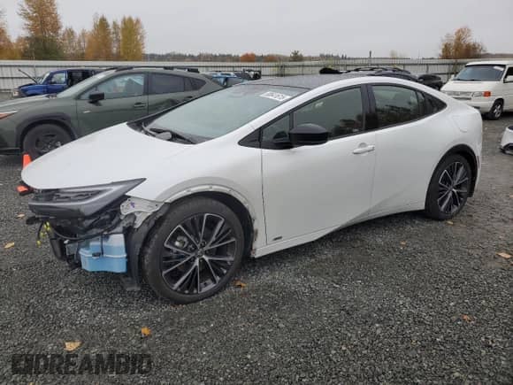 2024 Toyota Prius Limited with VIN JTDADABU7R3014262, listed as a Copart auction lot 90641615 with 25,357 mi miles and Salvage title. Bid and sale history available at DreamBid. Image 1.