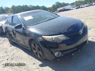 ✅ 2012 Toyota Camry LE • VIN: 4T1BF1FK0CU171989 • Lot: 43419560. Wystawiony na IAAI z przebiegiem 178 675 mil. Bezpłatny archiwum sprzedaży aukcyjnych z USA i szczegółowy raport historii pojazdu na DreamBid. Zdjęcie 1.