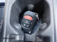 ✅ 2023 Jeep Wrangler High Altitude • VIN: 1C4HJXEN9PW634797 • Lot: 42216589. Wystawiony na IAAI z przebiegiem 27 053 mil. Bezpłatny archiwum sprzedaży aukcyjnych z USA i szczegółowy raport historii pojazdu na DreamBid. Zdjęcie 11.