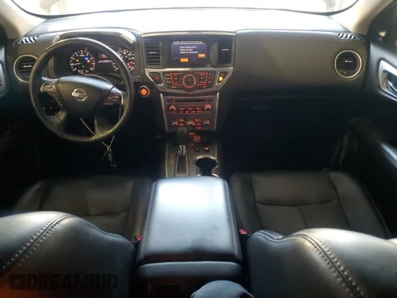 ✅ 2018 Nissan Pathfinder SL • VIN: 5N1DR2MN5JC654691 • Lot: 92811945. Wystawiony na Copart z przebiegiem 68 167 mil. Bezpłatny archiwum sprzedaży aukcyjnych z USA i szczegółowy raport historii pojazdu na DreamBid. Zdjęcie 8.