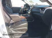 ✅ 2017 GMC Yukon XL SLT • VIN: 1GKS2GKC1HR192110 • Lot: 43632574. Wystawiony na IAAI z przebiegiem 170 270 mil. Bezpłatny archiwum sprzedaży aukcyjnych z USA i szczegółowy raport historii pojazdu na DreamBid. Zdjęcie 5.