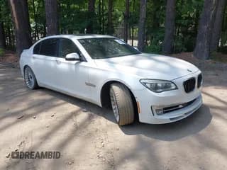 ✅ 2013 BMW 7 Series 750Li • VIN: WBAYE8C55DDS16013 • Lot: 42709519. Listed on IAAI with 123,405 mi. Free auction sales archive from the USA and detailed vehicle history report at DreamBid. Image 1.