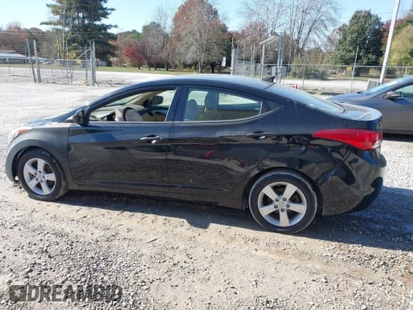 ✅ 2013 Hyundai Elantra GLS • VIN: 5NPDH4AE6DH226922 • Лот: 43653447. Опубликован ранее на IAAI с пробегом 84 696 миль. Бесплатный доступ к архиву аукционных продаж из США и подробный отчёт об истории автомобиля на DreamBid. Изображение 6.