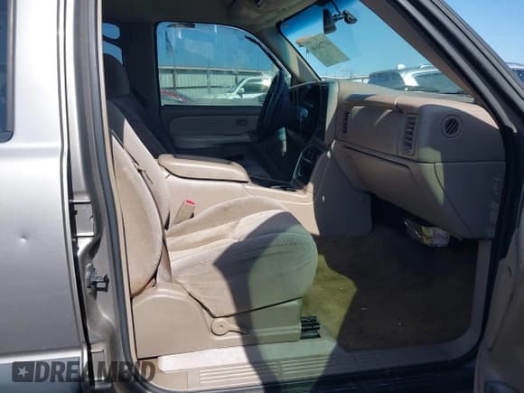 ✅ 2003 Chevrolet Tahoe LS • VIN: 1GNEC13V13J298445 • Lot: 41728848. Listed on IAAI with 226,727 mi. Free auction sales archive from the USA and detailed vehicle history report at DreamBid. Image 5.