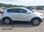 ✅ 2012 Kia Sportage LX • VIN: KNDPB3A20C7195636 • Лот: 43100520. Опубликован ранее на IAAI с пробегом 111 259 миль. Бесплатный доступ к архиву аукционных продаж из США и подробный отчёт об истории автомобиля на DreamBid. Изображение 13.