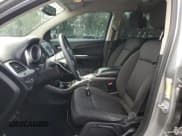 ✅ 2015 Dodge Journey American Value • VIN: 3C4PDCAB2FT737300 • Lot: 87226735. Wystawiony na Copart z przebiegiem 109 413 mil. Bezpłatny archiwum sprzedaży aukcyjnych z USA i szczegółowy raport historii pojazdu na DreamBid. Zdjęcie 7.