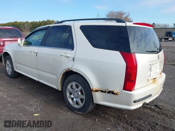 ✅ 2008 Cadillac SRX AWD • VIN: 1GYEE437480151758 • Lot: 43718990. Wystawiony na IAAI z przebiegiem 172 003 mil. Bezpłatny archiwum sprzedaży aukcyjnych z USA i szczegółowy raport historii pojazdu na DreamBid. Zdjęcie 3.