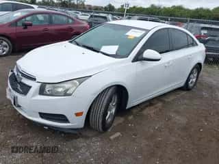 2013 Chevrolet Cruze 1LT с VIN 1G1PC5SB9D7224908, выставлен на аукционе IAAI как лот 43394715 с пробегом 171 179 миль миль и . История ставок и продаж доступна на DreamBid. Изображение 2.