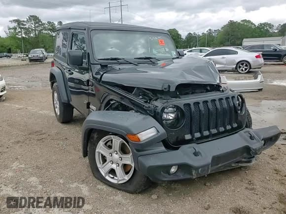 ✅ 2018 Jeep Wrangler Sport S • VIN: 1C4GJXAG9JW242302 • Lot: 51935785. Listed on Copart with 82,395 mi. Free auction sales archive from the USA and detailed vehicle history report at DreamBid. Image 10.