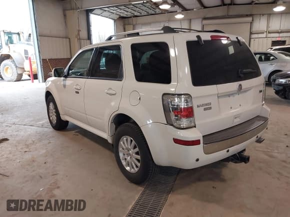 ✅ 2010 Mercury Mariner Premier • VIN: 4M2CN8HGXAKJ00279 • Lot: 41748487. Listed on IAAI with 116,565 mi. Free auction sales archive from the USA and detailed vehicle history report at DreamBid. Image 3.