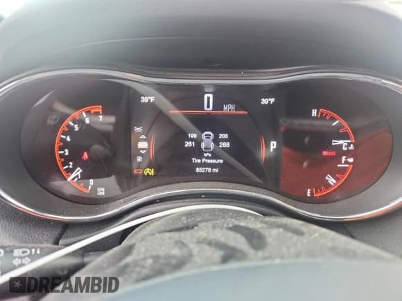 ✅ 2017 Dodge Durango GT • VIN: 1C4RDJDG4HC848000 • Lot: 92382125. Listed on Copart with 85,276 mi. Free auction sales archive from the USA and detailed vehicle history report at DreamBid. Image 9.