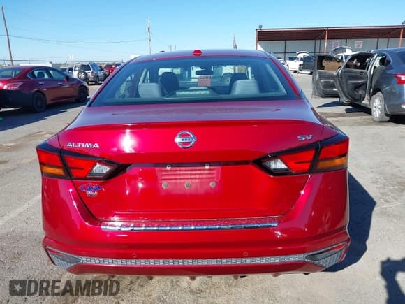 ✅ 2022 Nissan Altima SV • VIN: 1N4BL4DV6NN312403 • Lot: 43346399. Wystawiony na IAAI z przebiegiem 22 660 mil. Bezpłatny archiwum sprzedaży aukcyjnych z USA i szczegółowy raport historii pojazdu na DreamBid. Zdjęcie 16.