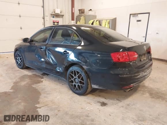 ✅ 2012 Volkswagen Jetta S • VIN: 3VW1K7AJ1CM353926 • Lot: 42604488. Listed on IAAI with 127,578 mi. Free auction sales archive from the USA and detailed vehicle history report at DreamBid. Image 3.