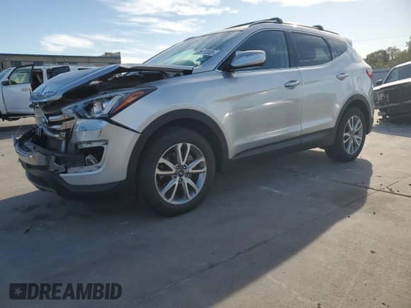 ✅ 2016 Hyundai Santa Fe Limited • VIN: 5XYZUDLA4GG309532 • Lot: 72818303. Wystawiony na Copart z przebiegiem 102 233 mil mil. Skorzystaj z bezpłatnego archiwum sprzedaży aukcyjnych z USA i zobacz szczegółowy raport historii pojazdu na DreamBid. Zdjęcie 1.