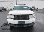 ✅ 2008 Jeep Grand Cherokee Laredo • VIN: 1J8GR48KX8C164165 • Lot: 41920548. Listed on IAAI with 215,545 mi. Free auction sales archive from the USA and detailed vehicle history report at DreamBid. Image 12.
