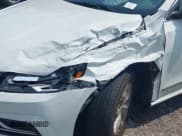 ✅ 2016 Volkswagen Passat S • VIN: 1VWAT7A37GC052759 • Lot: 42387916. Wystawiony na IAAI z przebiegiem 134 865 mil. Bezpłatny archiwum sprzedaży aukcyjnych z USA i szczegółowy raport historii pojazdu na DreamBid. Zdjęcie 6.