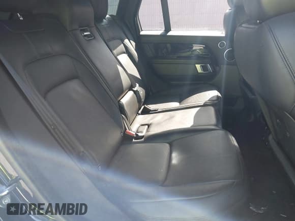 ✅ 2019 Land Rover Range Rover HSE • VIN: SALGS2SV6KA567560 • Lot: 41728822. Listed on IAAI with 58,448 mi. Free auction sales archive from the USA and detailed vehicle history report at DreamBid. Image 8.
