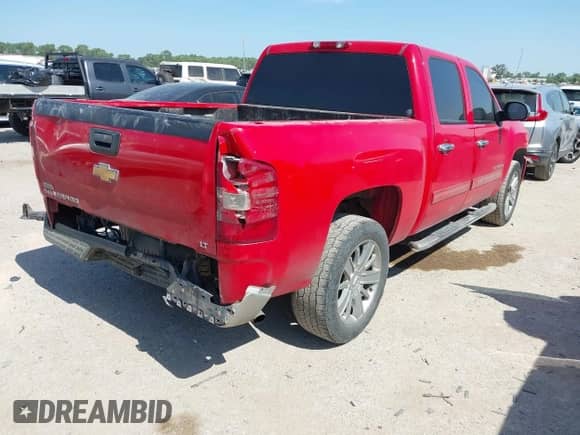 2010 Chevrolet Silverado 1500 LT z VIN 3GCRCSEA2AG166951, wystawiony jako IAAI lot #42783308 z przebiegiem 293 126 mil mil oraz . Historia ofert i sprzedaży dostępna na DreamBid. Obrazek 4.