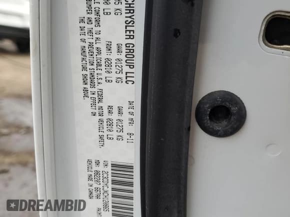 ✅ 2012 Dodge Challenger SRT-8 392 • VIN: 2C3CDYCJXCH120865 • Lot: 84659624. Wystawiony na Copart z przebiegiem 123 107 mil. Bezpłatny archiwum sprzedaży aukcyjnych z USA i szczegółowy raport historii pojazdu na DreamBid. Zdjęcie 13.