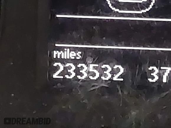 ✅ 2012 Volkswagen Passat SE • VIN: 1VWBN7A35CC046063 • Лот: 43882332. Опубликован ранее на IAAI с пробегом 233 532 миль. Бесплатный доступ к архиву аукционных продаж из США и подробный отчёт об истории автомобиля на DreamBid. Изображение 12.