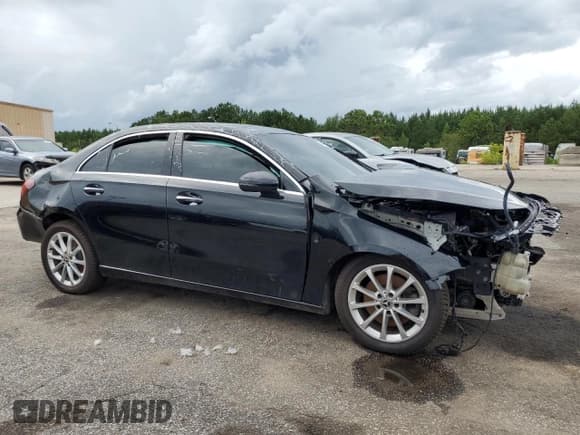 ✅ 2019 Mercedes-Benz A 220 • VIN: WDD3G4EB5KW002326 • Lot: 68416795. Listed on Copart with 99,317 mi. Free auction sales archive from the USA and detailed vehicle history report at DreamBid. Image 4.