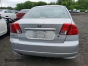 ✅ 2004 Honda Civic VP • VIN: 2HGES16494H576124 • Lot: 57224955. Wystawiony na Copart z przebiegiem 204 926 mil. Bezpłatny archiwum sprzedaży aukcyjnych z USA i szczegółowy raport historii pojazdu na DreamBid. Zdjęcie 6.