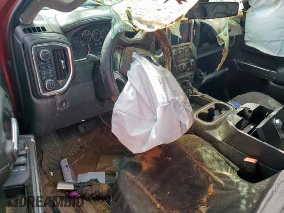 ✅ 2021 Chevrolet Silverado 1500 LTZ • VIN: 3GCUYGET1MG312982 • Lot: 64833535. Wystawiony na Copart z przebiegiem 67 548 mil. Bezpłatny archiwum sprzedaży aukcyjnych z USA i szczegółowy raport historii pojazdu na DreamBid. Zdjęcie 8.