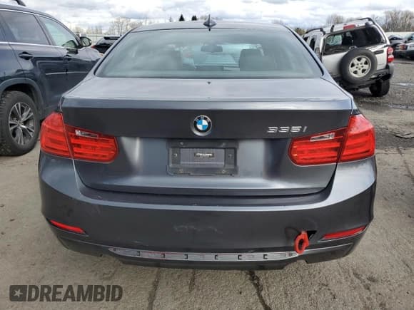 ✅ 2012 BMW 3 Series 335i • VIN: WBA3A9C5XCF077642 • Lot: 49731965. Wystawiony na Copart z przebiegiem 119 251 mil. Bezpłatny archiwum sprzedaży aukcyjnych z USA i szczegółowy raport historii pojazdu na DreamBid. Zdjęcie 6.