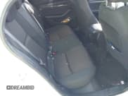 ✅ 2022 Mazda 3 S • VIN: JM1BPAJL5N1516505 • Lot: 41801842. Wystawiony na IAAI z przebiegiem 16 459 mil. Bezpłatny archiwum sprzedaży aukcyjnych z USA i szczegółowy raport historii pojazdu na DreamBid. Zdjęcie 8.