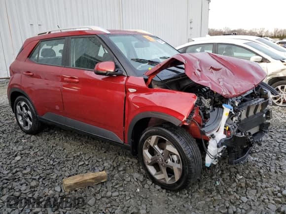 ✅ 2024 Hyundai Venue SEL • VIN: KMHRC8A35RU326447 • Lot: 83393564. Listed on Copart with 2,044 mi. Free auction sales archive from the USA and detailed vehicle history report at DreamBid. Image 4.