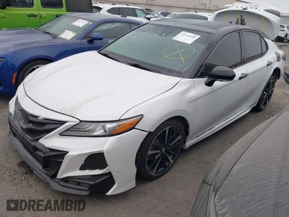 ✅ 2018 Toyota Camry XSE • VIN: 4T1BZ1HK6JU021533 • Lot: 42714630. Listed on IAAI with 49,537 mi. Free auction sales archive from the USA and detailed vehicle history report at DreamBid. Image 2.