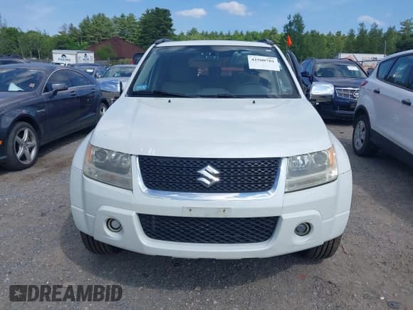 ✅ 2010 Suzuki Grand Vitara XSport • VIN: JS3TE0D48A4100189 • Lot: 42500701. Listed on IAAI with 135,346 mi. Free auction sales archive from the USA and detailed vehicle history report at DreamBid. Image 12.
