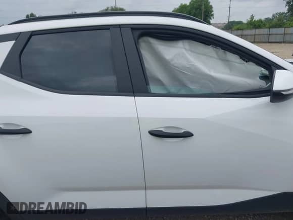 2025 Hyundai Santa Cruz SEL with VIN 5NTJBDDE9SH126540, listed as a IAAI auction lot 42747402 with 15,055 mi miles and . Bid and sale history available at DreamBid. Image 14.