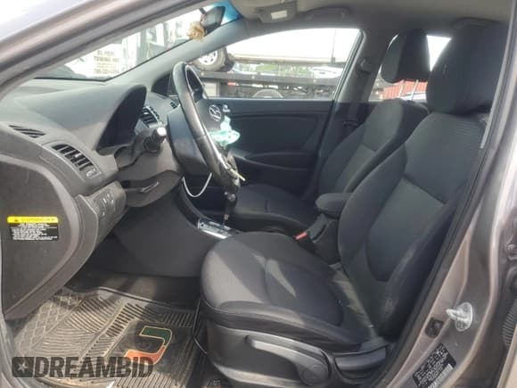 ✅ 2017 Hyundai Accent Sport • VIN: KMHCU5AE9HU364698 • Лот: 71613564. Опубликован ранее на Copart с пробегом 97 415 миль. Бесплатный доступ к архиву аукционных продаж из США и подробный отчёт об истории автомобиля на DreamBid. Изображение 7.