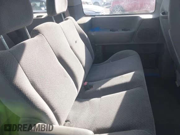 ✅ 2000 Ford Windstar LX • VIN: 2FMZA514XYBA81176 • Lot: 43888445. Listed on IAAI with 102,569 mi. Free auction sales archive from the USA and detailed vehicle history report at DreamBid. Image 8.
