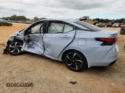 ✅ 2024 Nissan Versa SR • VIN: 3N1CN8FV3RL838431 • Лот: 84286095. Опубликован ранее на Copart с пробегом Не указан. Бесплатный доступ к архиву аукционных продаж из США и подробный отчёт об истории автомобиля на DreamBid. Изображение 2.