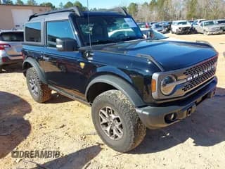 ✅ 2023 Ford Bronco • VIN: 1FMDE5CP7PLB01355 • Lot: 43801686. Listed on IAAI with 52,398 mi. Free auction sales archive from the USA and detailed vehicle history report at DreamBid. Image 1.
